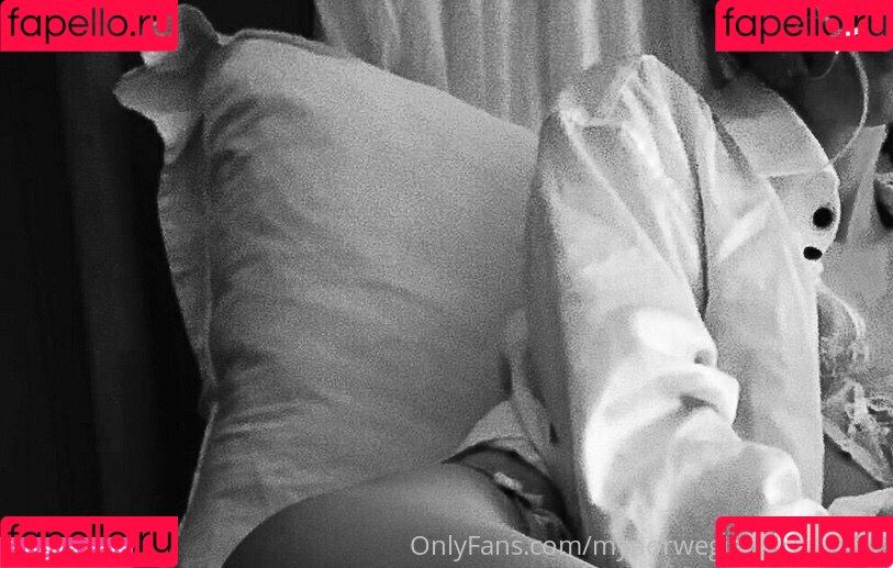 mynorwegiangirlfriend2 Onlyfans Photo Gallery 