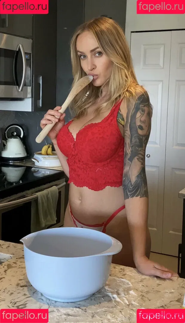 Alyssa Barbara Onlyfans Photo Gallery 