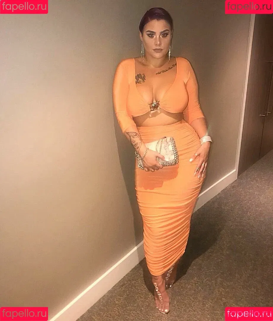Aniela Onlyfans Photo Gallery 