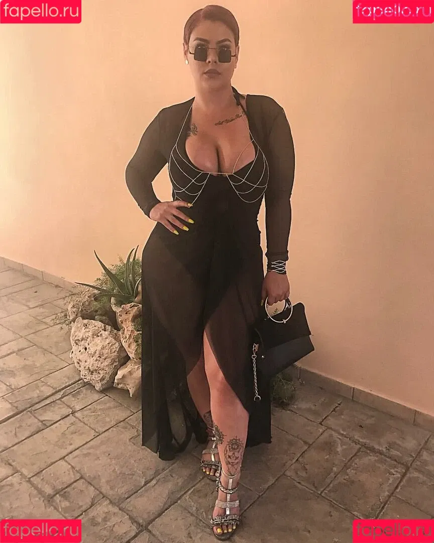 Aniela Onlyfans Photo Gallery 