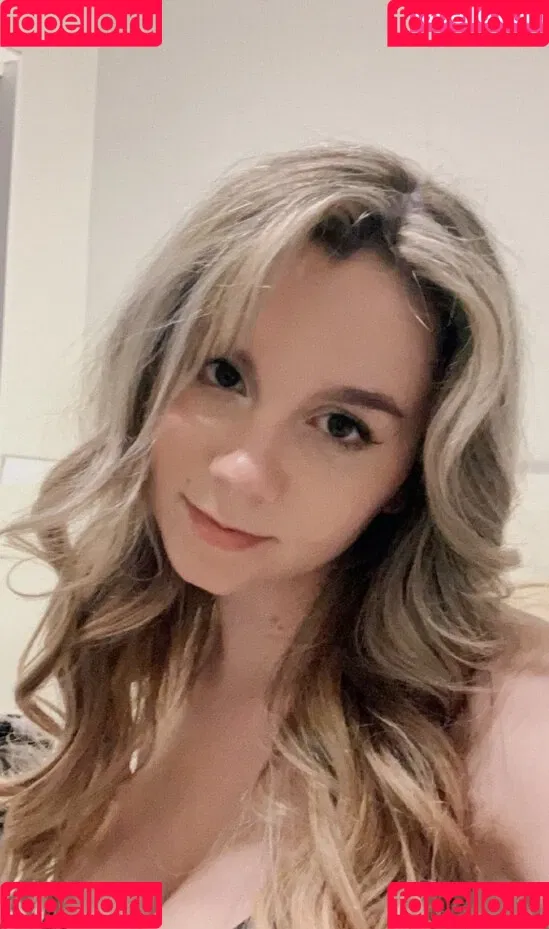 Aniela Onlyfans Photo Gallery 