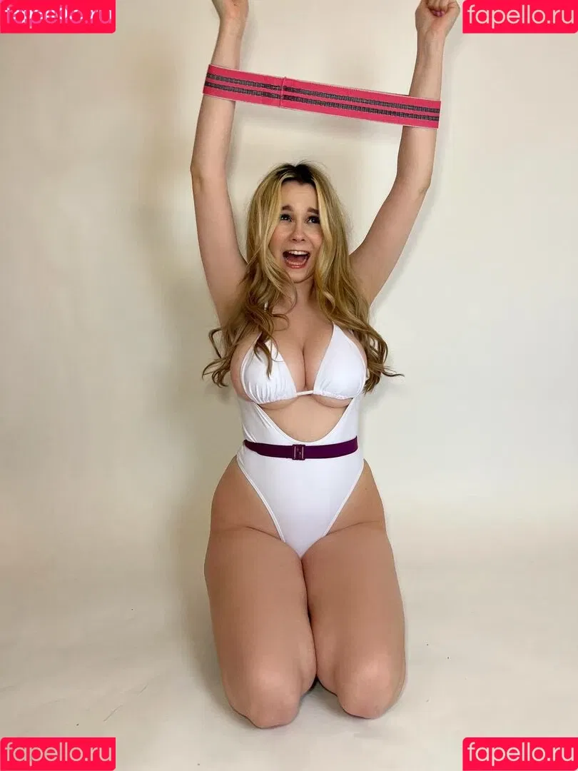 Aniela Onlyfans Photo Gallery 