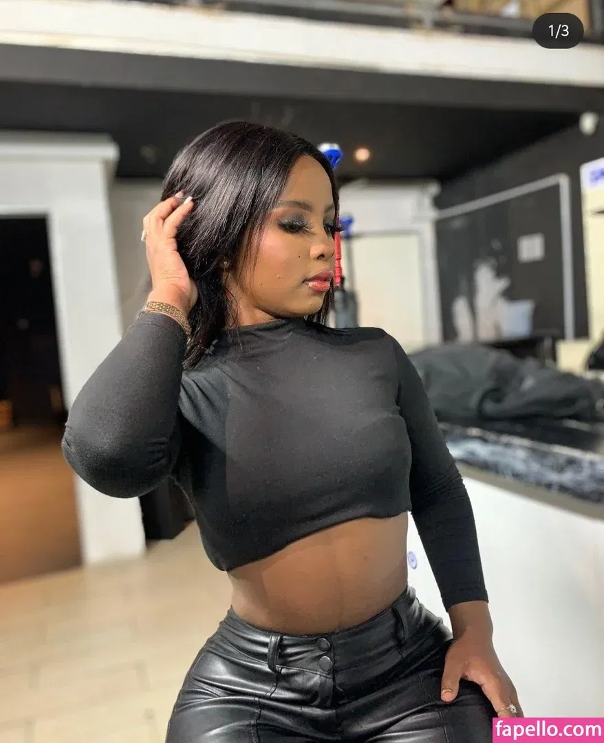 Aniela Onlyfans Photo Gallery 