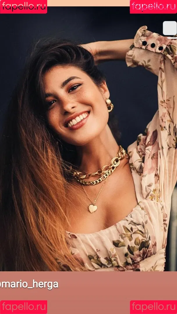 Sara Fructuoso Onlyfans Photo Gallery 
