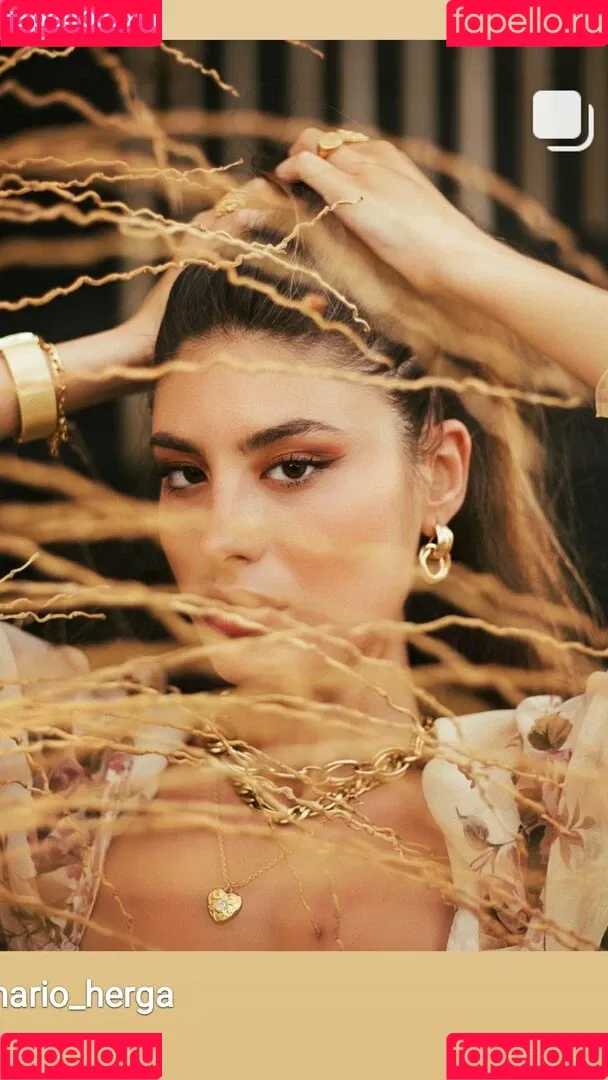 Sara Fructuoso Onlyfans Photo Gallery 