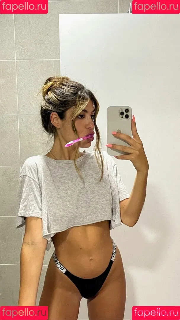 Sara Fructuoso Onlyfans Photo Gallery 