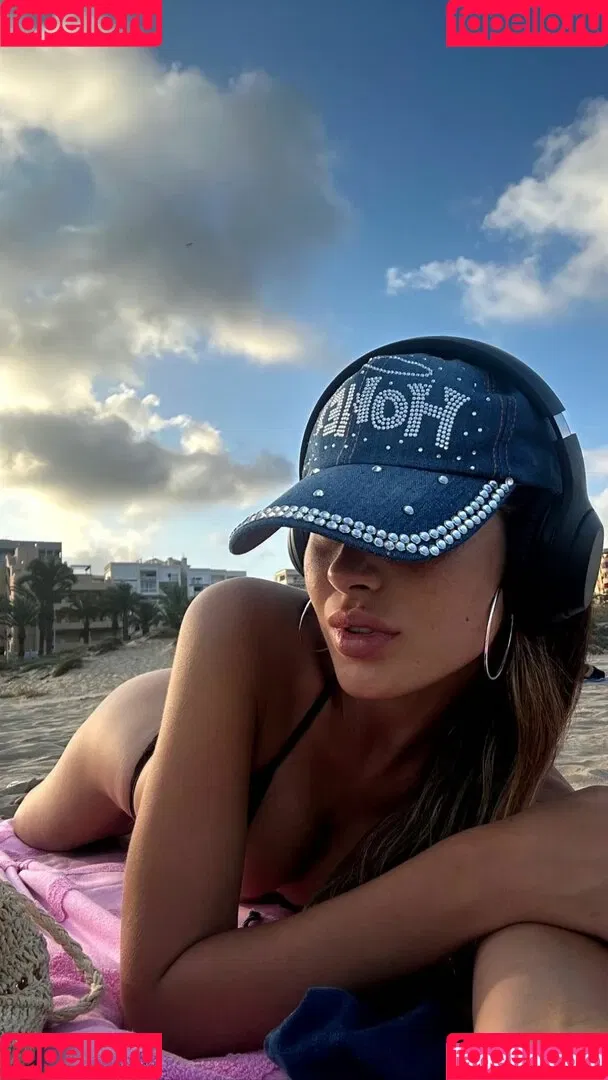 Sara Fructuoso Onlyfans Photo Gallery 