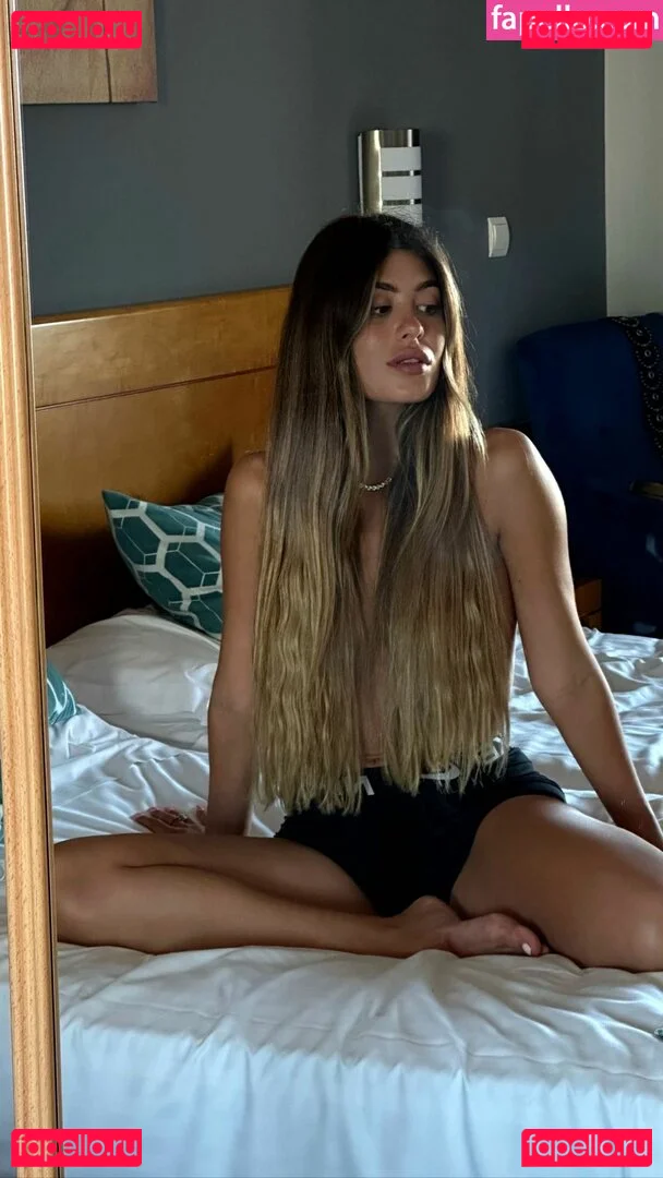 Sara Fructuoso Onlyfans Photo Gallery 