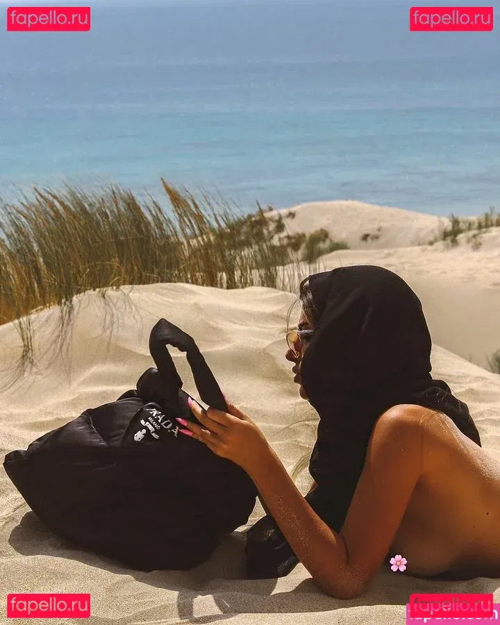 Sara Fructuoso Onlyfans Photo Gallery 