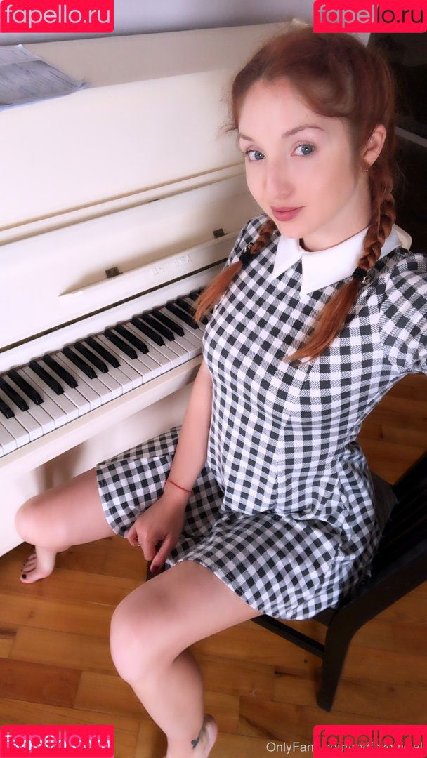 redfoxofficial Onlyfans Photo Gallery 