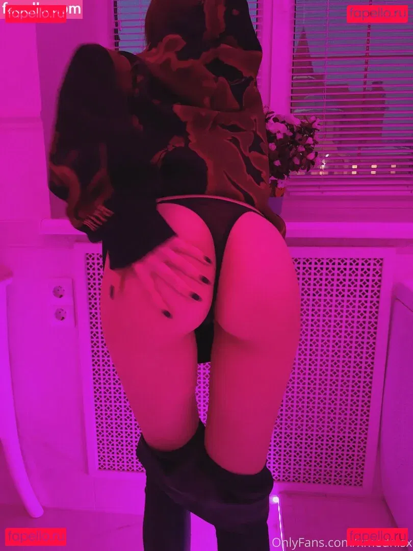 xmednisx Onlyfans Photo Gallery 