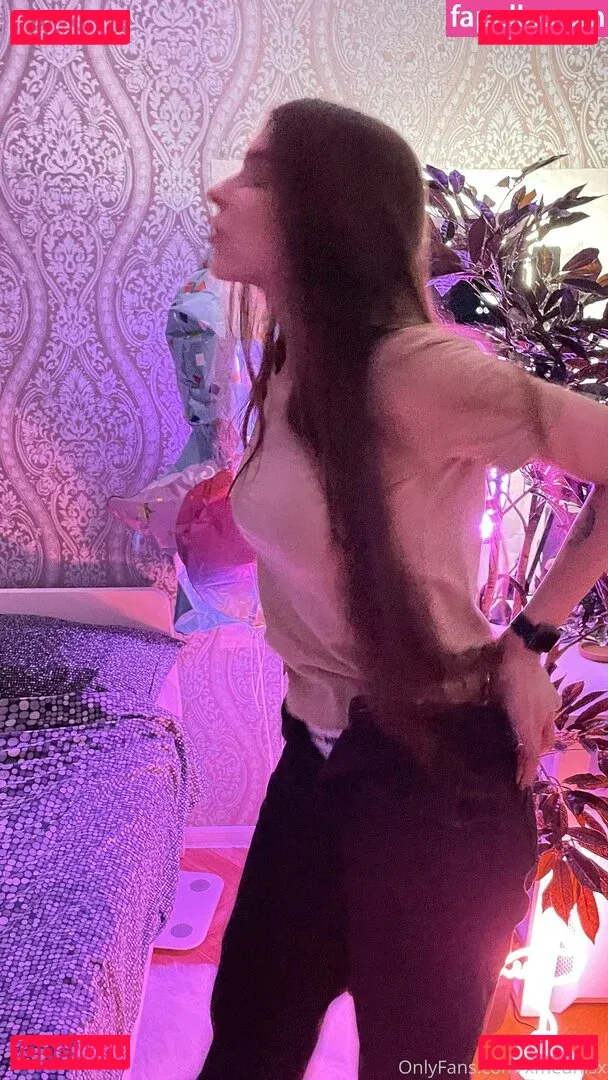 xmednisx Onlyfans Photo Gallery 