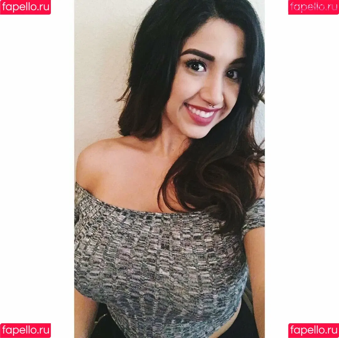 Alexandra Nicole Onlyfans Photo Gallery 