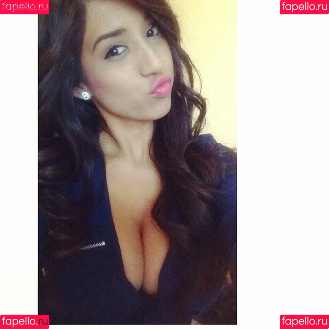 Alexandra Nicole Onlyfans Photo Gallery 