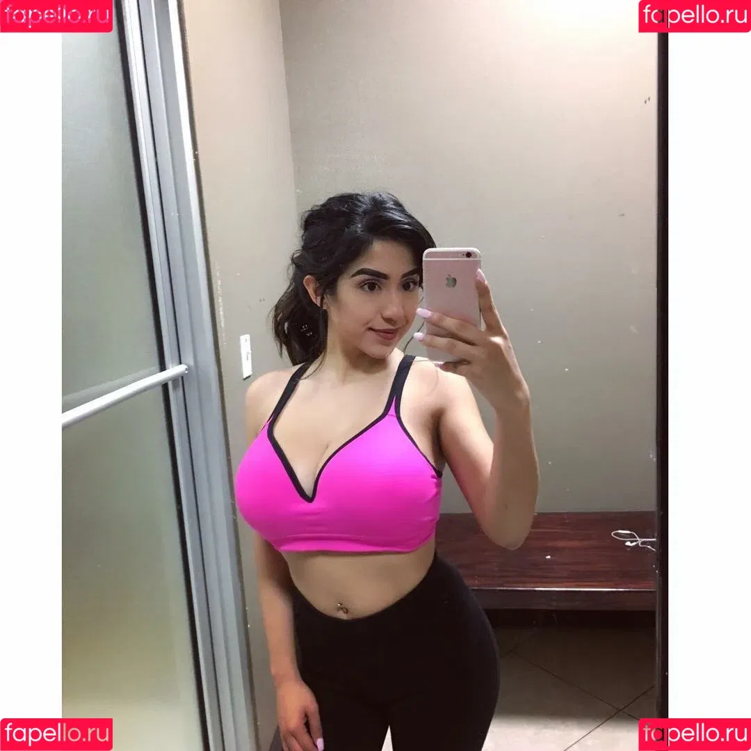 Alexandra Nicole Onlyfans Photo Gallery 
