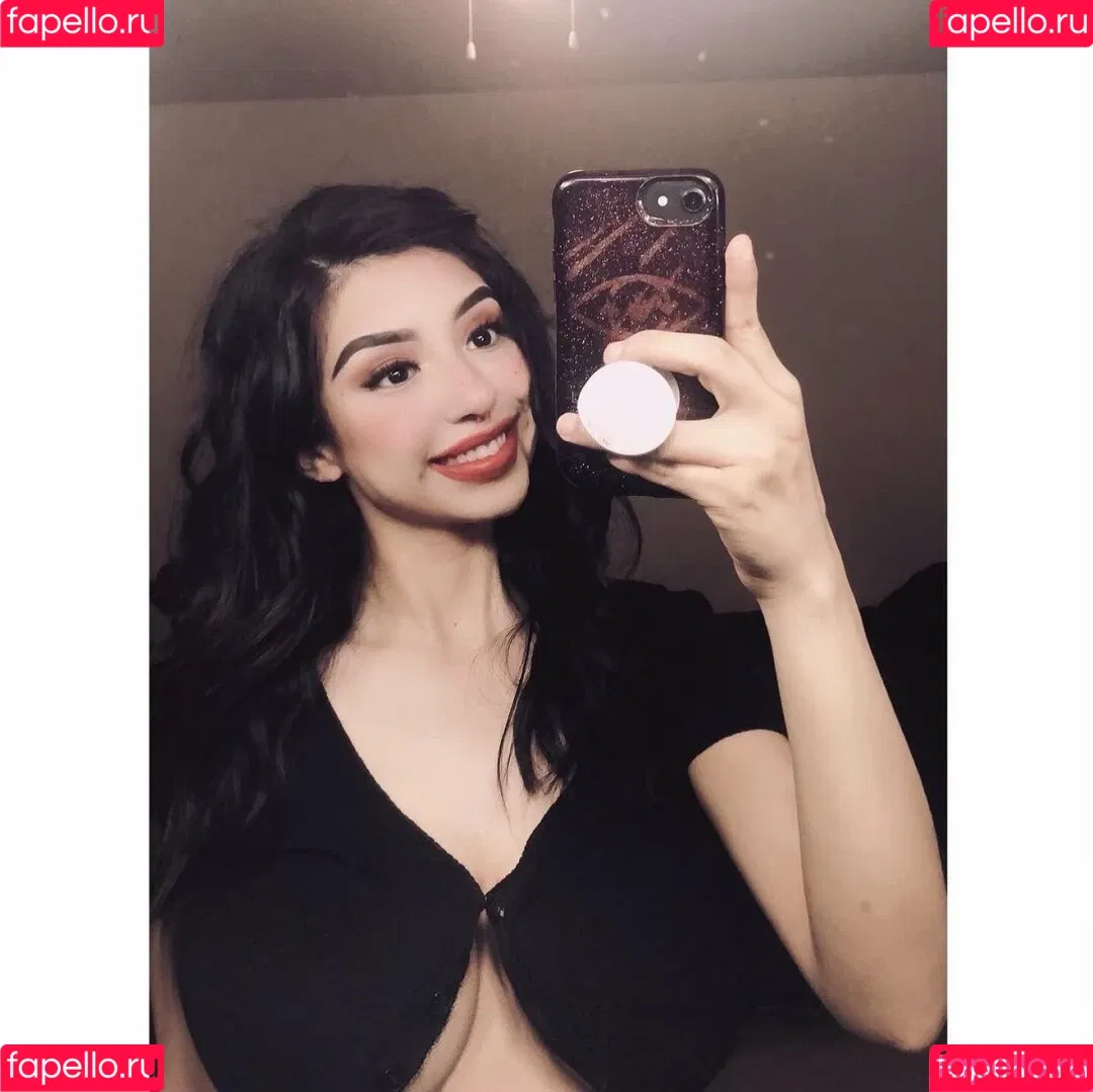 Alexandra Nicole Onlyfans Photo Gallery 