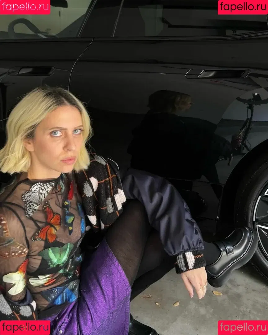 Hila Klein Onlyfans Photo Gallery 