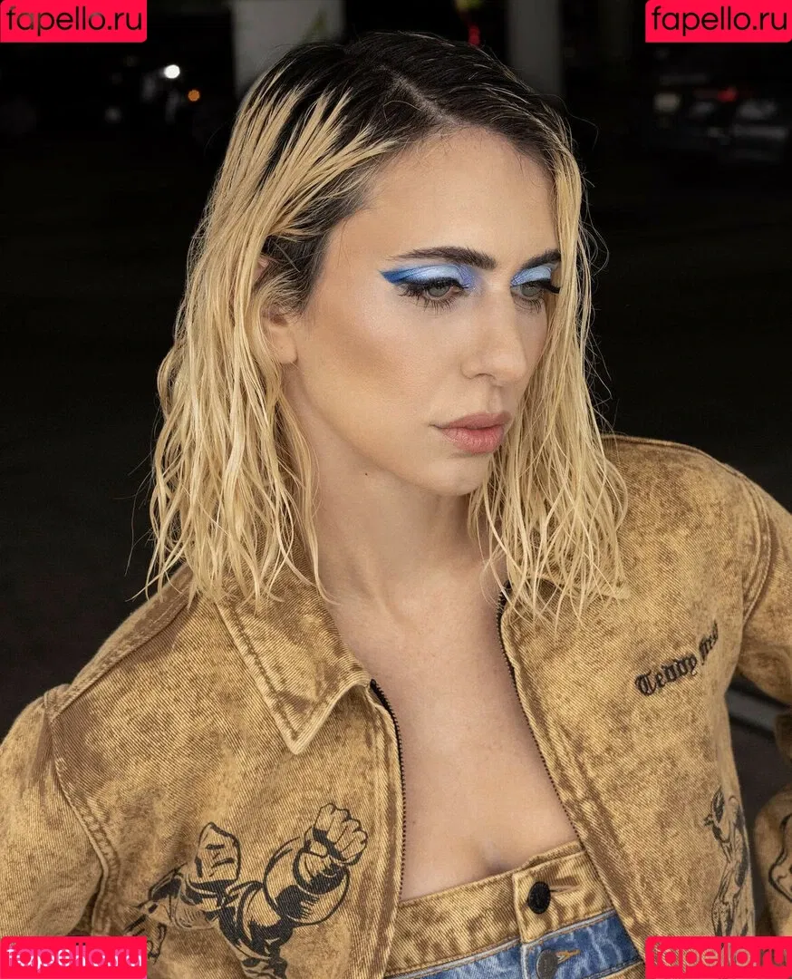 Hila Klein Onlyfans Photo Gallery 
