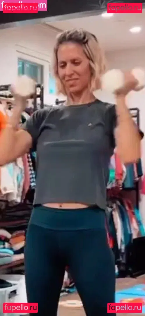 Hila Klein Onlyfans Photo Gallery 