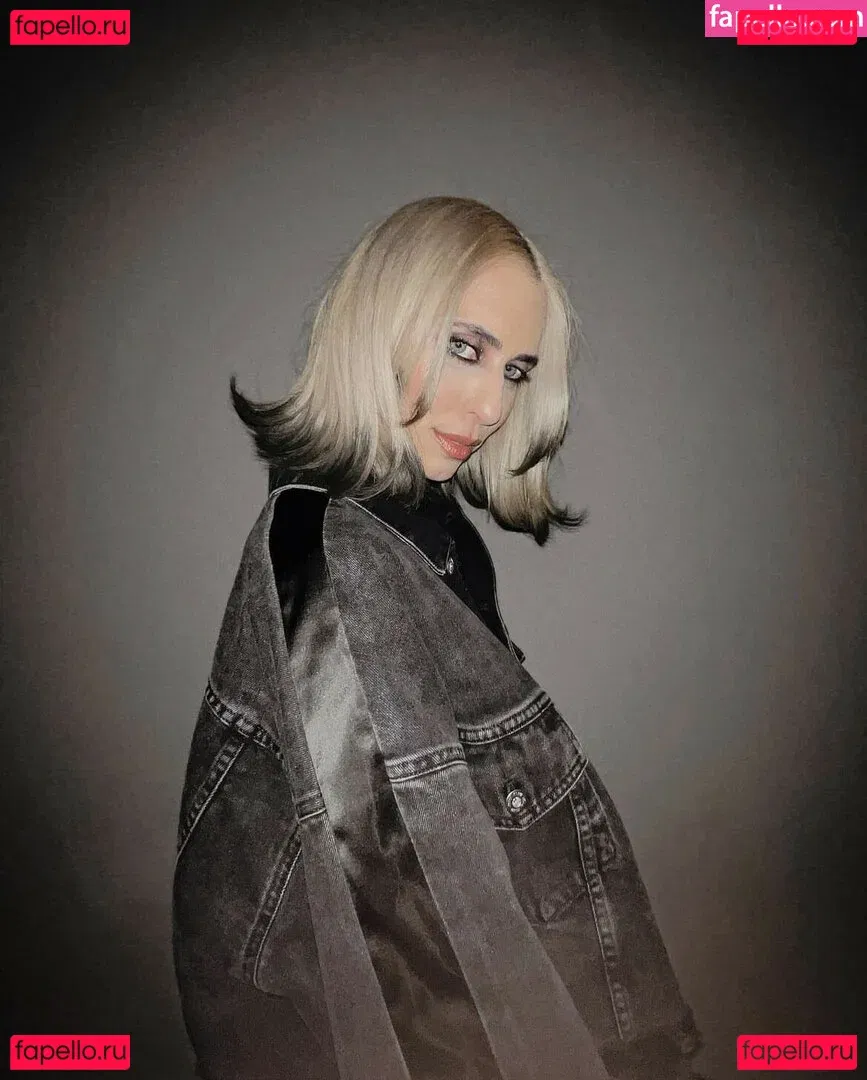 Hila Klein Onlyfans Photo Gallery 