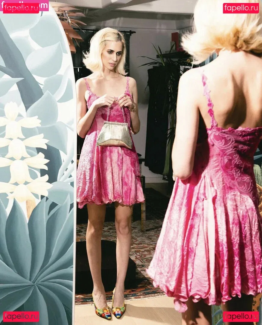 Hila Klein Onlyfans Photo Gallery 