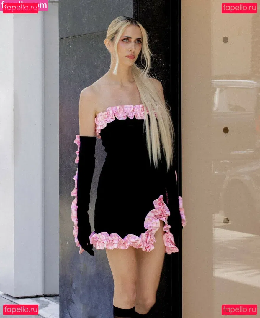 Hila Klein Onlyfans Photo Gallery 