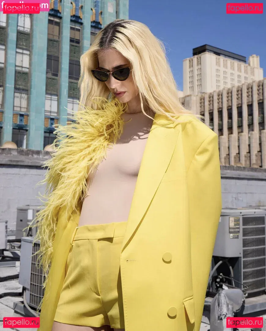 Hila Klein Onlyfans Photo Gallery 