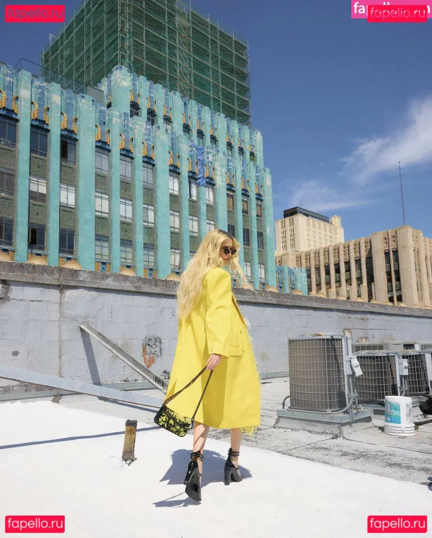 Hila Klein Onlyfans Photo Gallery 