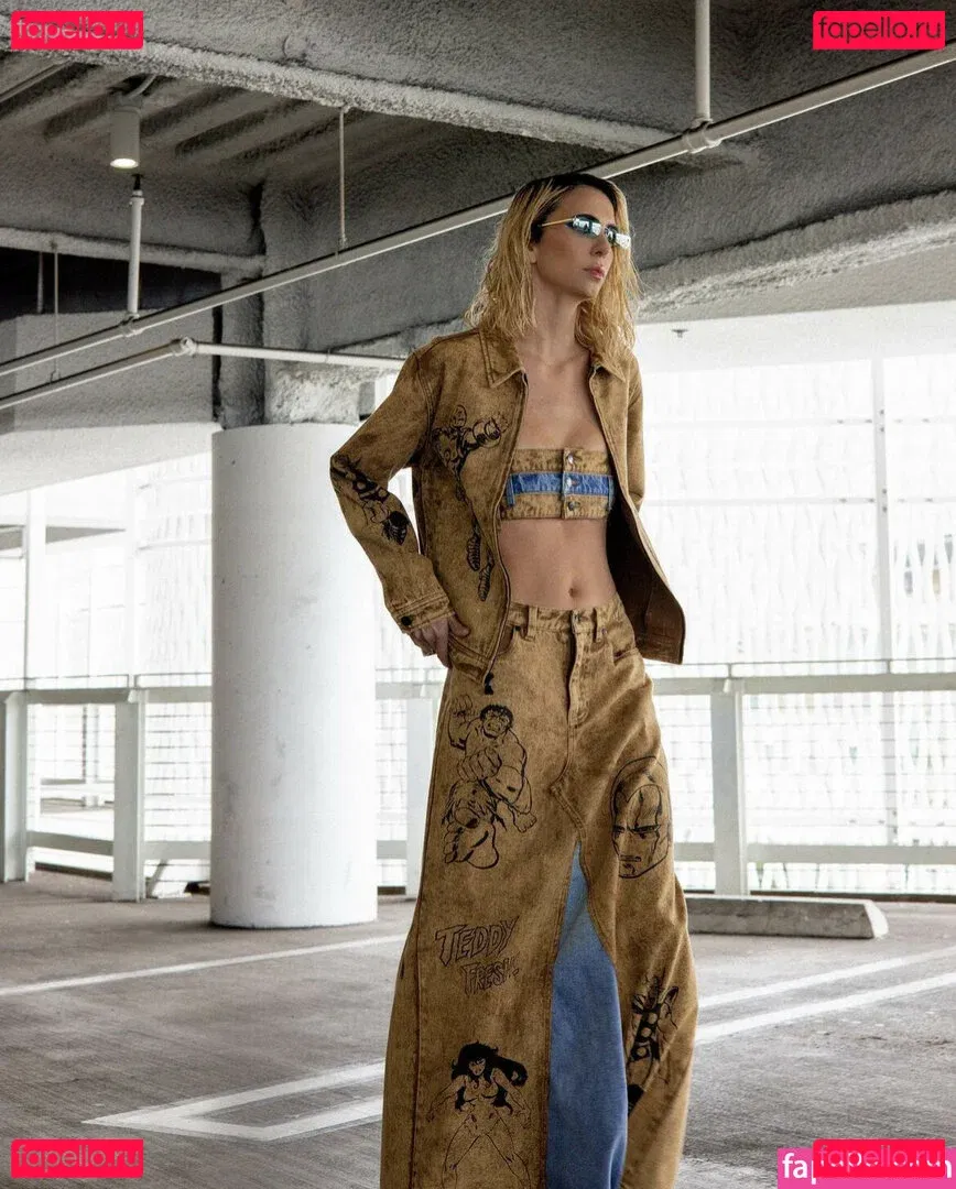 Hila Klein Onlyfans Photo Gallery 