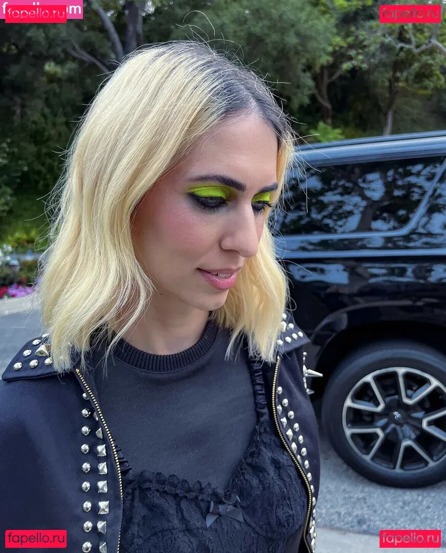 Hila Klein Onlyfans Photo Gallery 