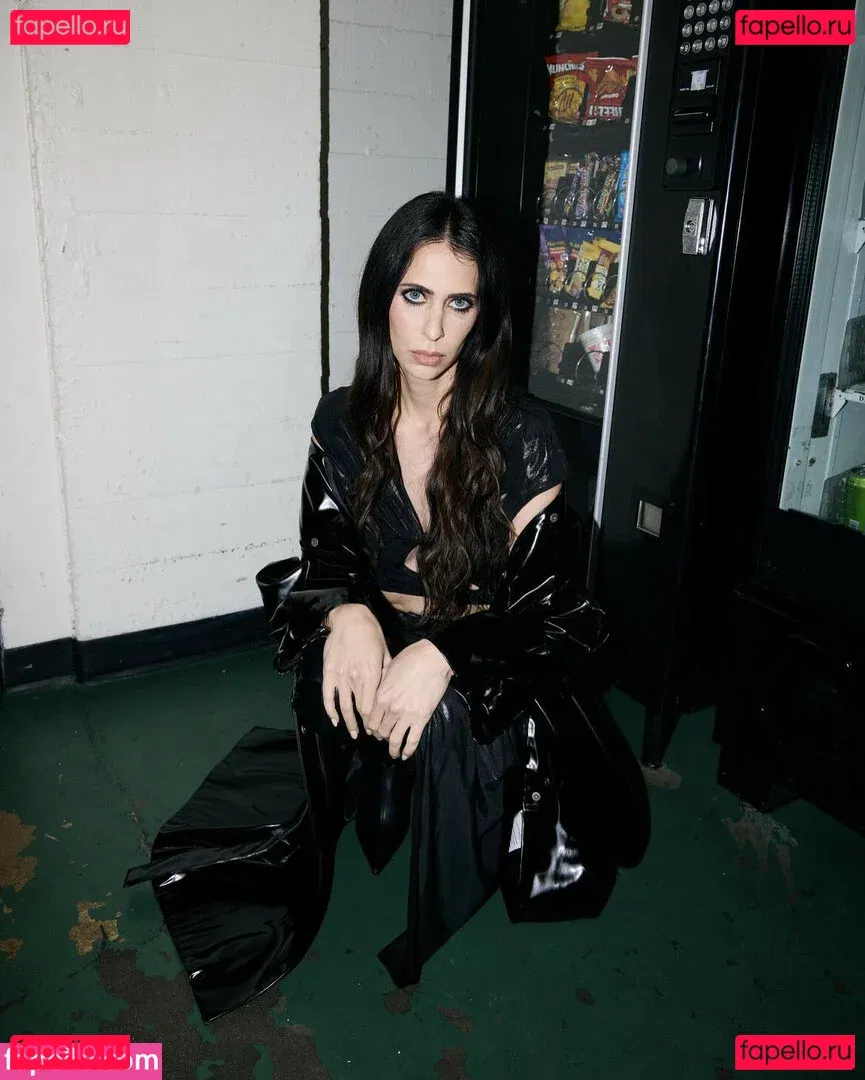 Hila Klein Onlyfans Photo Gallery 