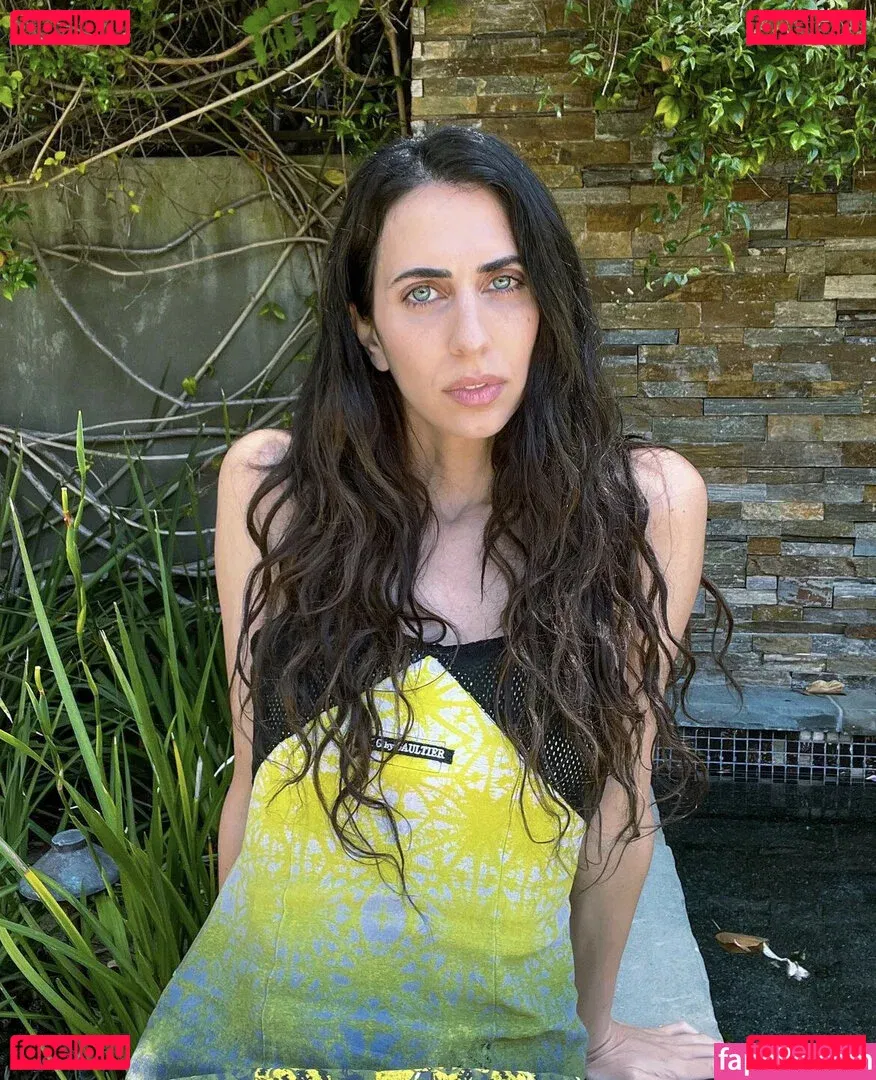 Hila Klein Onlyfans Photo Gallery 