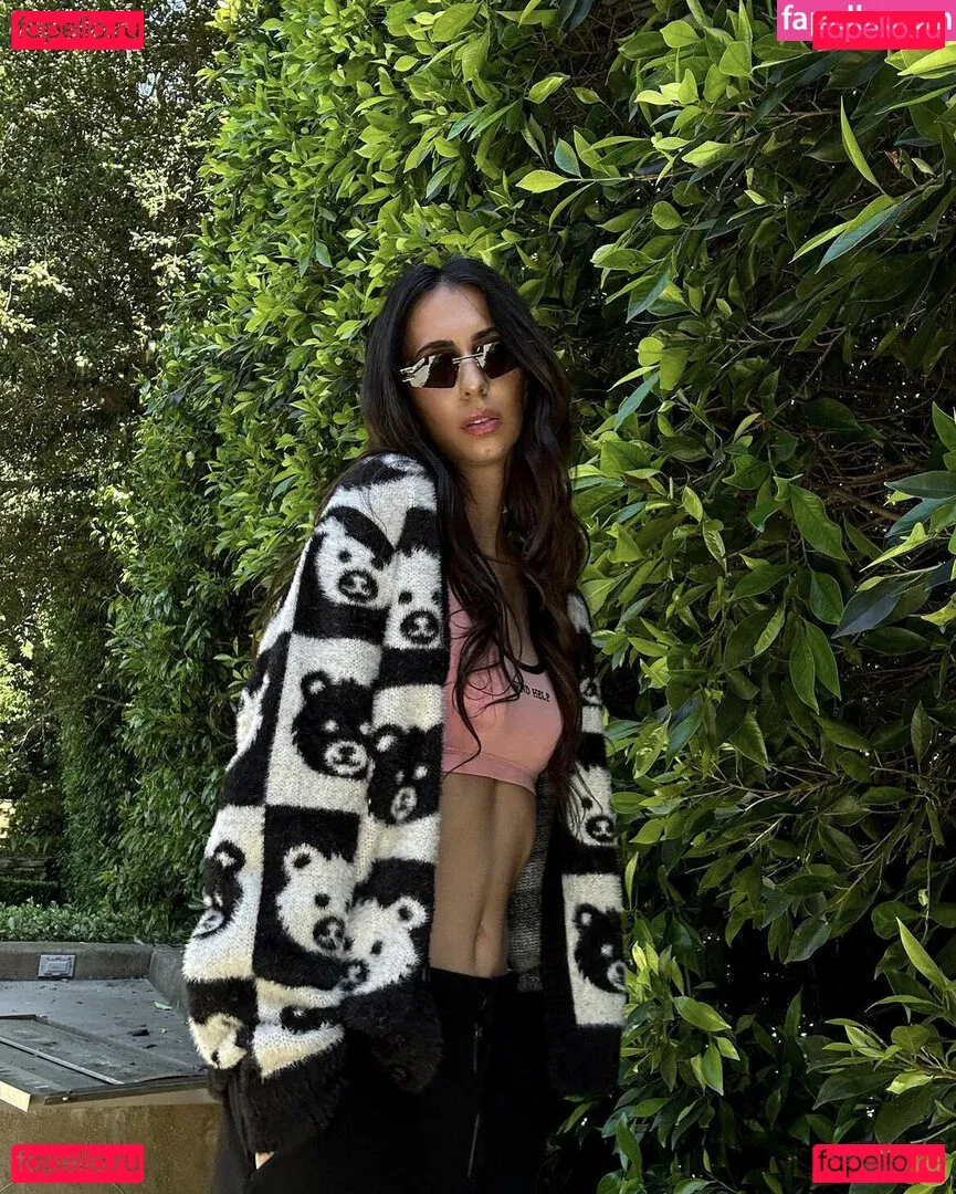 Hila Klein Onlyfans Photo Gallery 