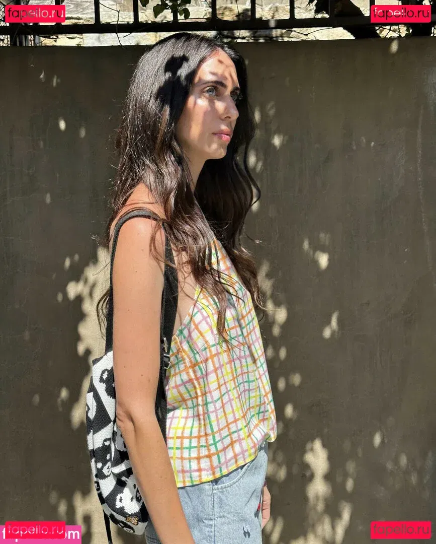 Hila Klein Onlyfans Photo Gallery 