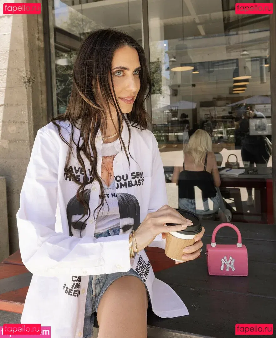 Hila Klein Onlyfans Photo Gallery 