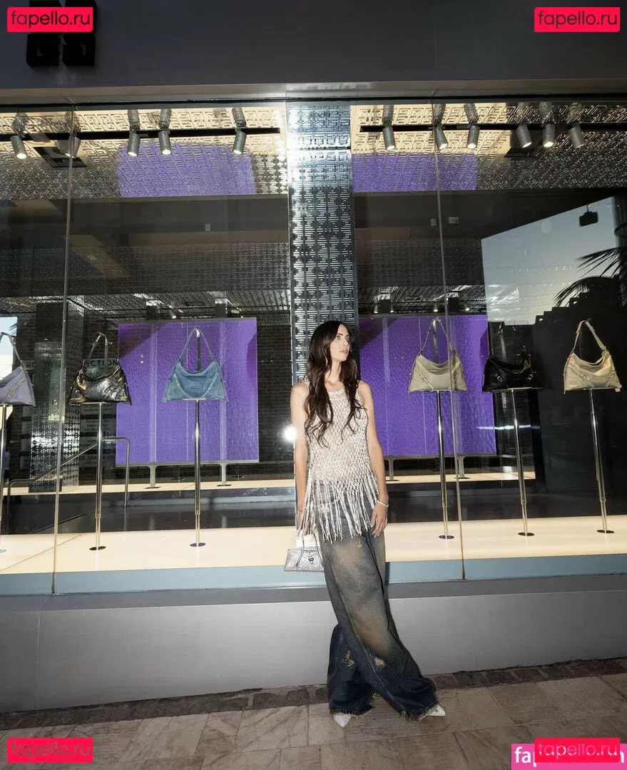 Hila Klein Onlyfans Photo Gallery 