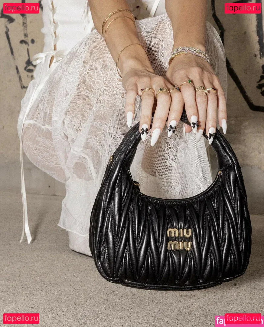 Hila Klein Onlyfans Photo Gallery 