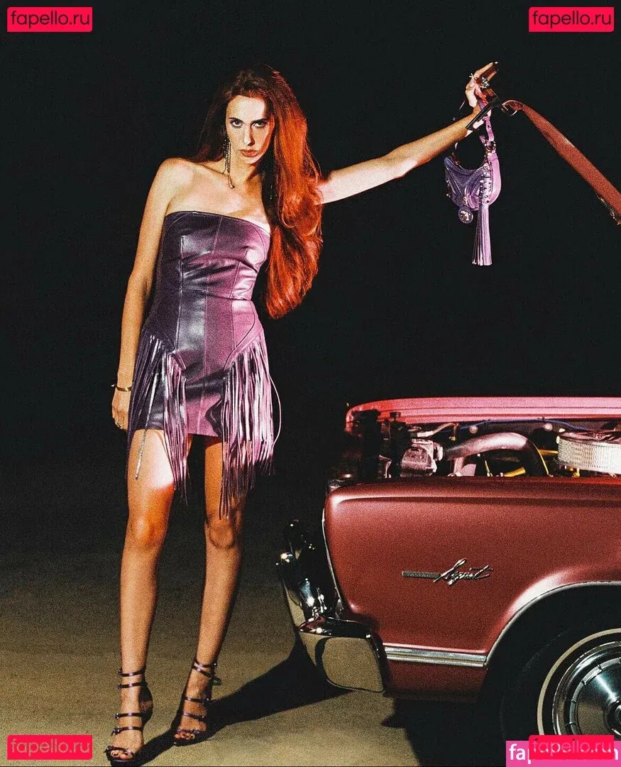 Hila Klein Onlyfans Photo Gallery 