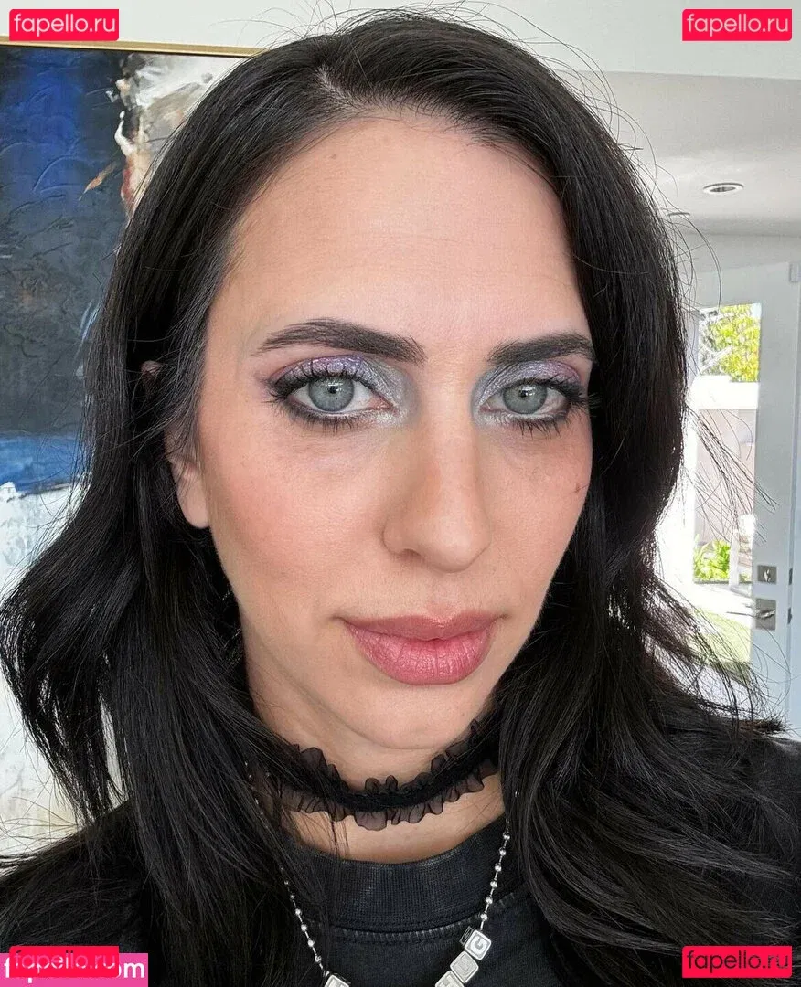 Hila Klein Onlyfans Photo Gallery 