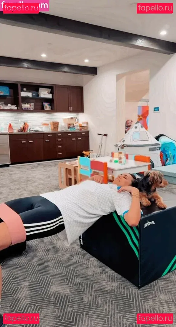 Hila Klein Onlyfans Photo Gallery 