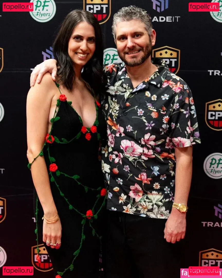 Hila Klein Onlyfans Photo Gallery 