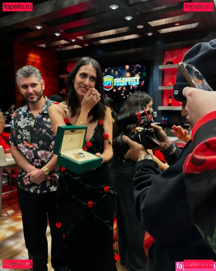 Hila Klein Onlyfans Photo Gallery 