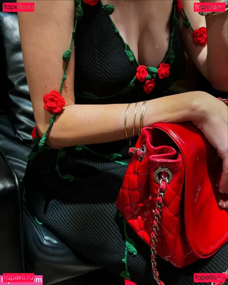 Hila Klein Onlyfans Photo Gallery 