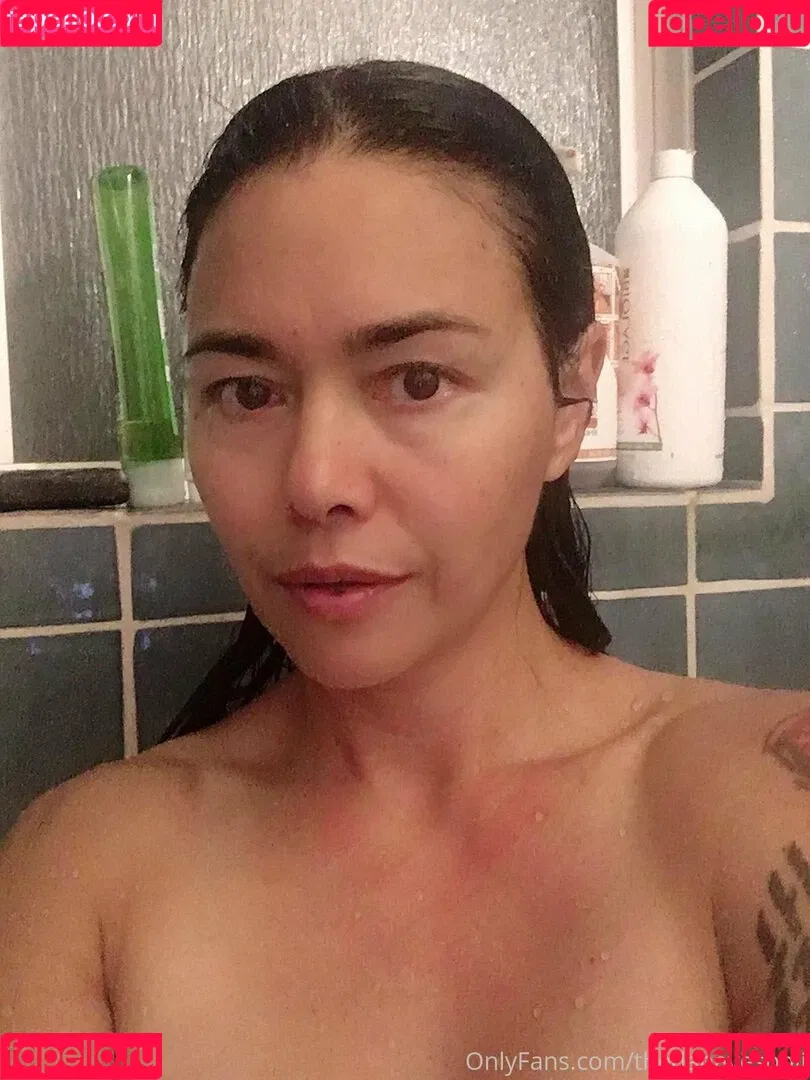 thedanavespoli Onlyfans Photo Gallery 