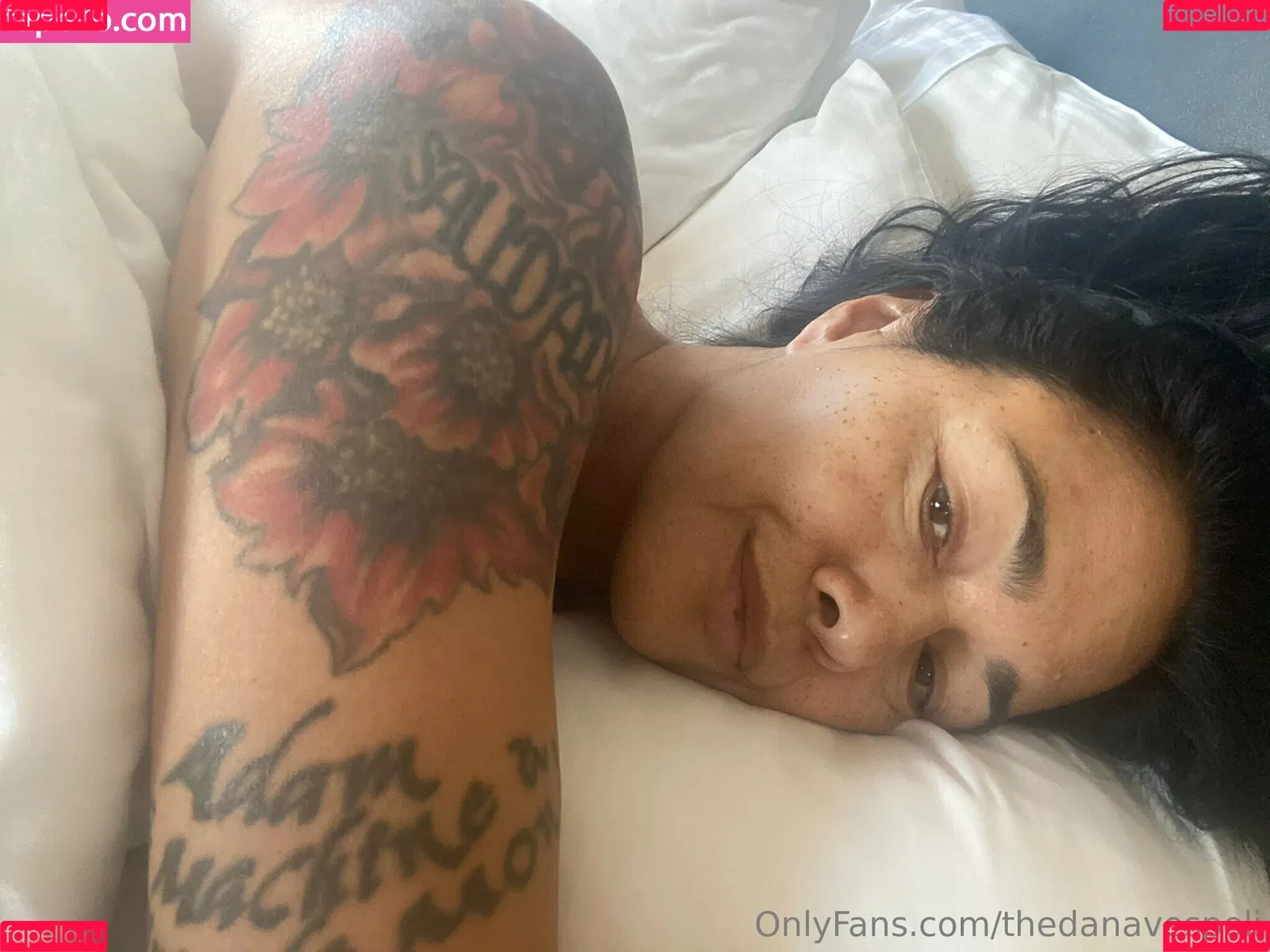thedanavespoli Onlyfans Photo Gallery 