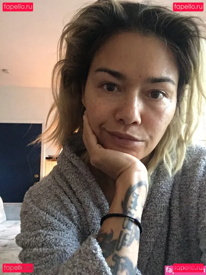 thedanavespoli Onlyfans Photo Gallery 