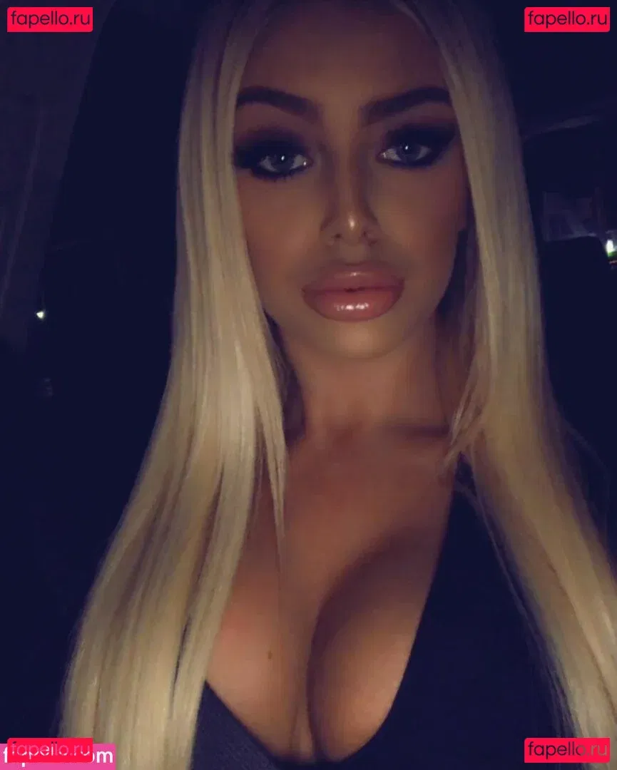 rayana_ukr Onlyfans Photo Gallery 