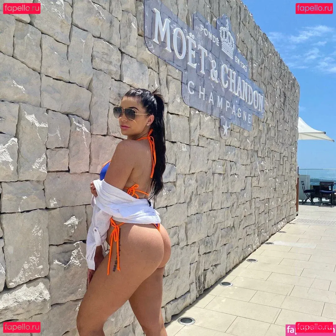 rayana_ukr Onlyfans Photo Gallery 