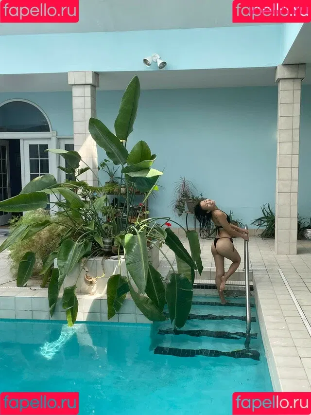 Jeannie Elise Mai Onlyfans Photo Gallery 