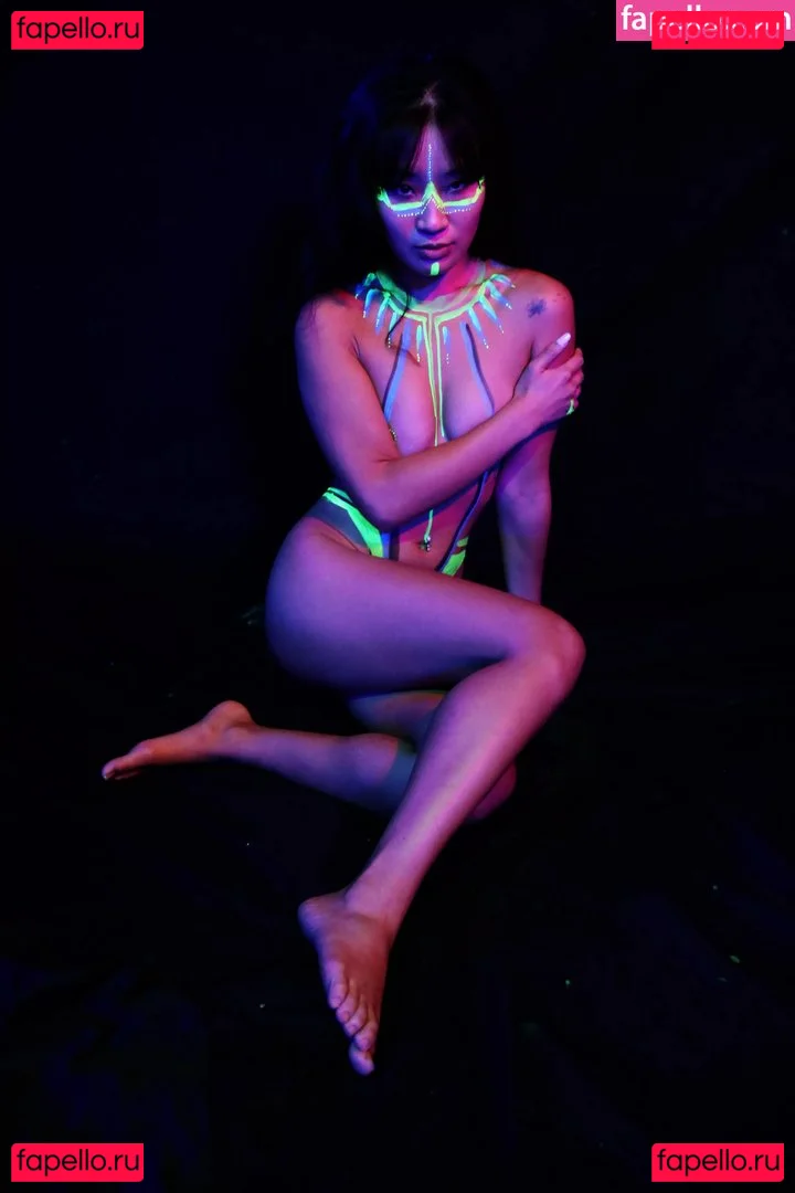 Jeannie Elise Mai Onlyfans Photo Gallery 